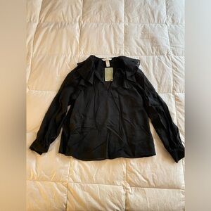 hm blouse with ruffle collar